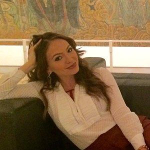 Meet your Posher, Taya